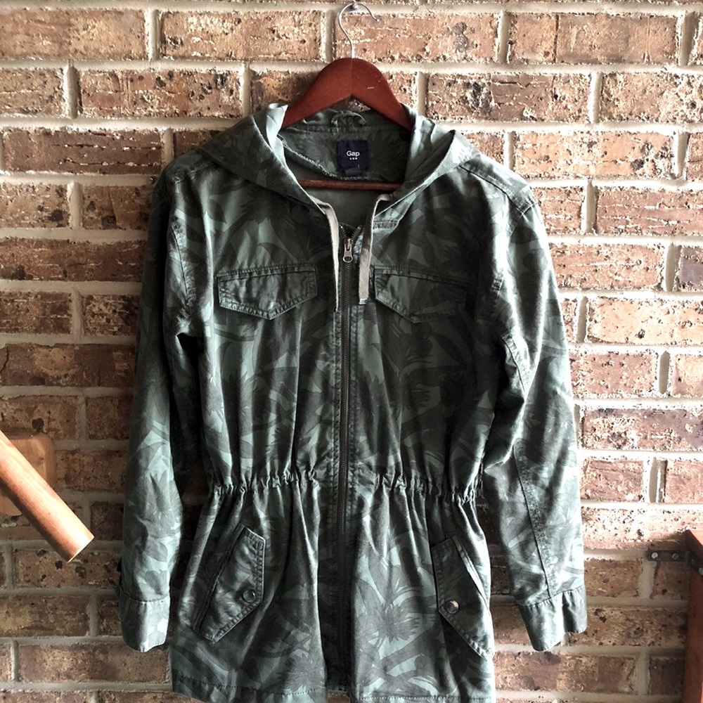 NWT GAP green floral leaf design zip up jacket, XL